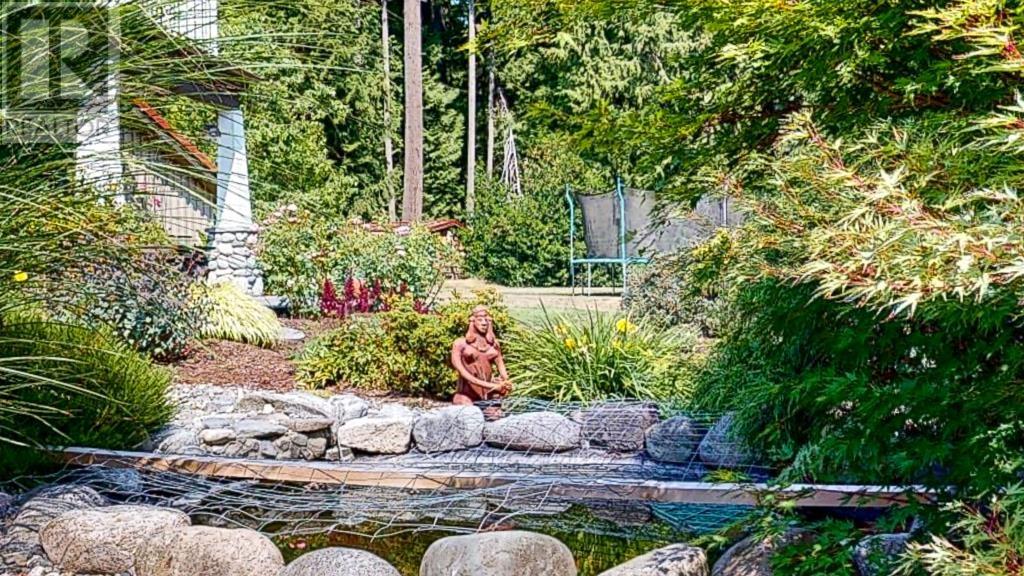 1210 Reed Road, Gibsons, British Columbia  V0N 1V7 - Photo 36 - R2796280