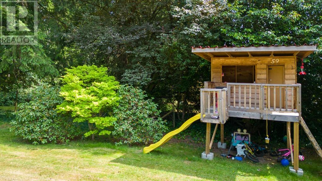 1210 Reed Road, Gibsons, British Columbia  V0N 1V7 - Photo 11 - R2796280