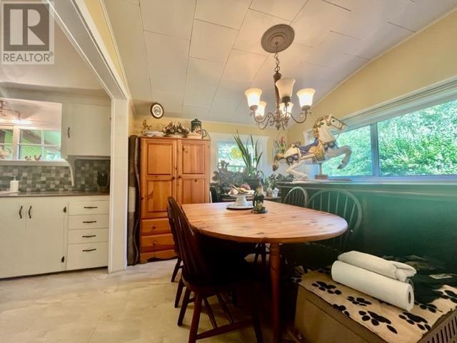 595 Pratt Road, Gibsons, British Columbia  V0N 1V4 - Photo 15 - R2808006