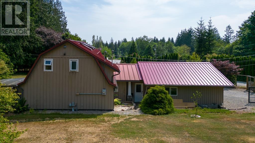 1210 Reed Road, Gibsons, British Columbia  V0N 1V7 - Photo 12 - R2796280