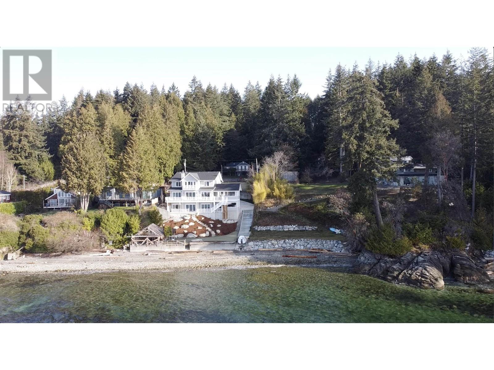 2583-85 LOWER ROAD, roberts creek, British Columbia