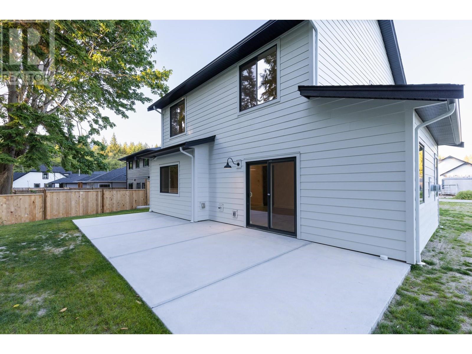 511 Jordan's Way, Gibsons, British Columbia  V0N 1V5 - Photo 3 - R2771356