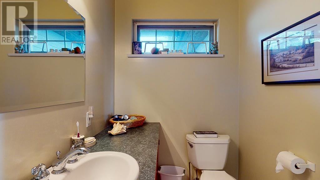 1500 Vernon Drive, Gibsons, British Columbia  V0N 1V5 - Photo 27 - R2823649