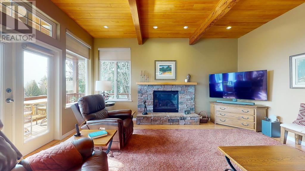 1500 Vernon Drive, Gibsons, British Columbia  V0N 1V5 - Photo 12 - R2823649