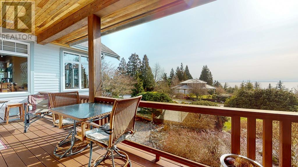 1500 Vernon Drive, Gibsons, British Columbia  V0N 1V5 - Photo 11 - R2823649