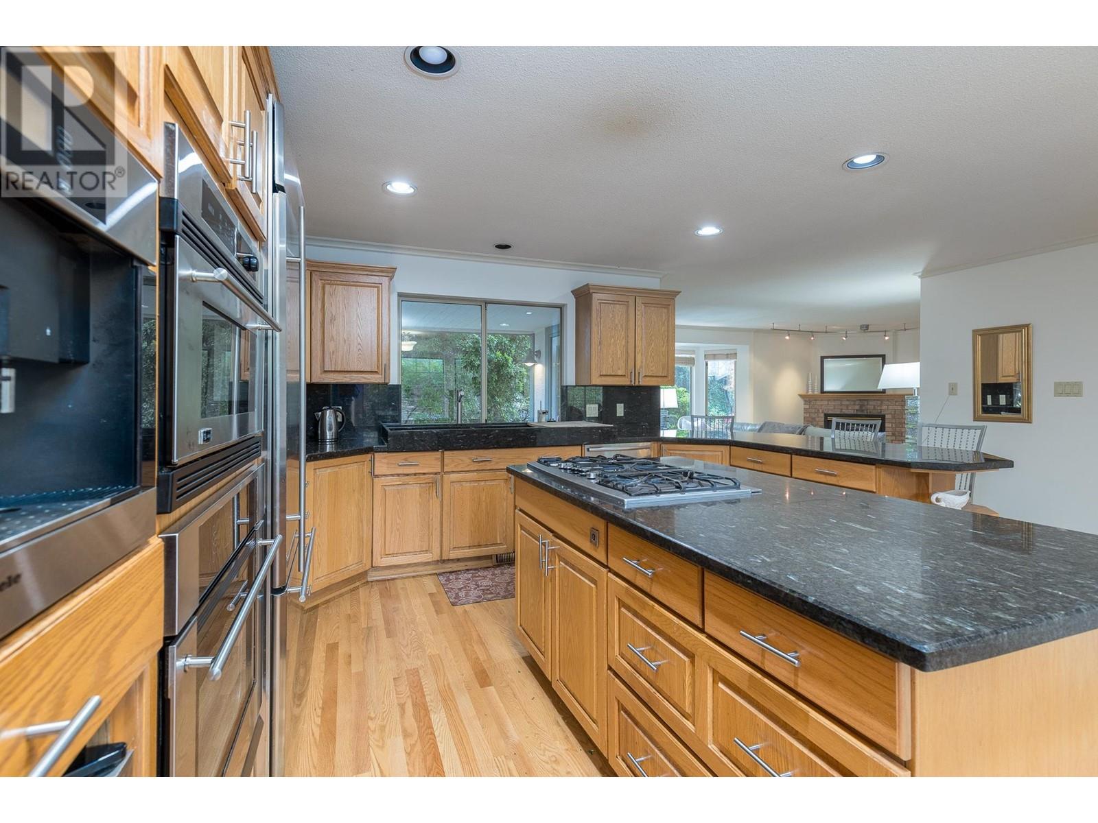 1734 Fulton Avenue, West Vancouver, British Columbia  V7V 1S9 - Photo 9 - R2826959
