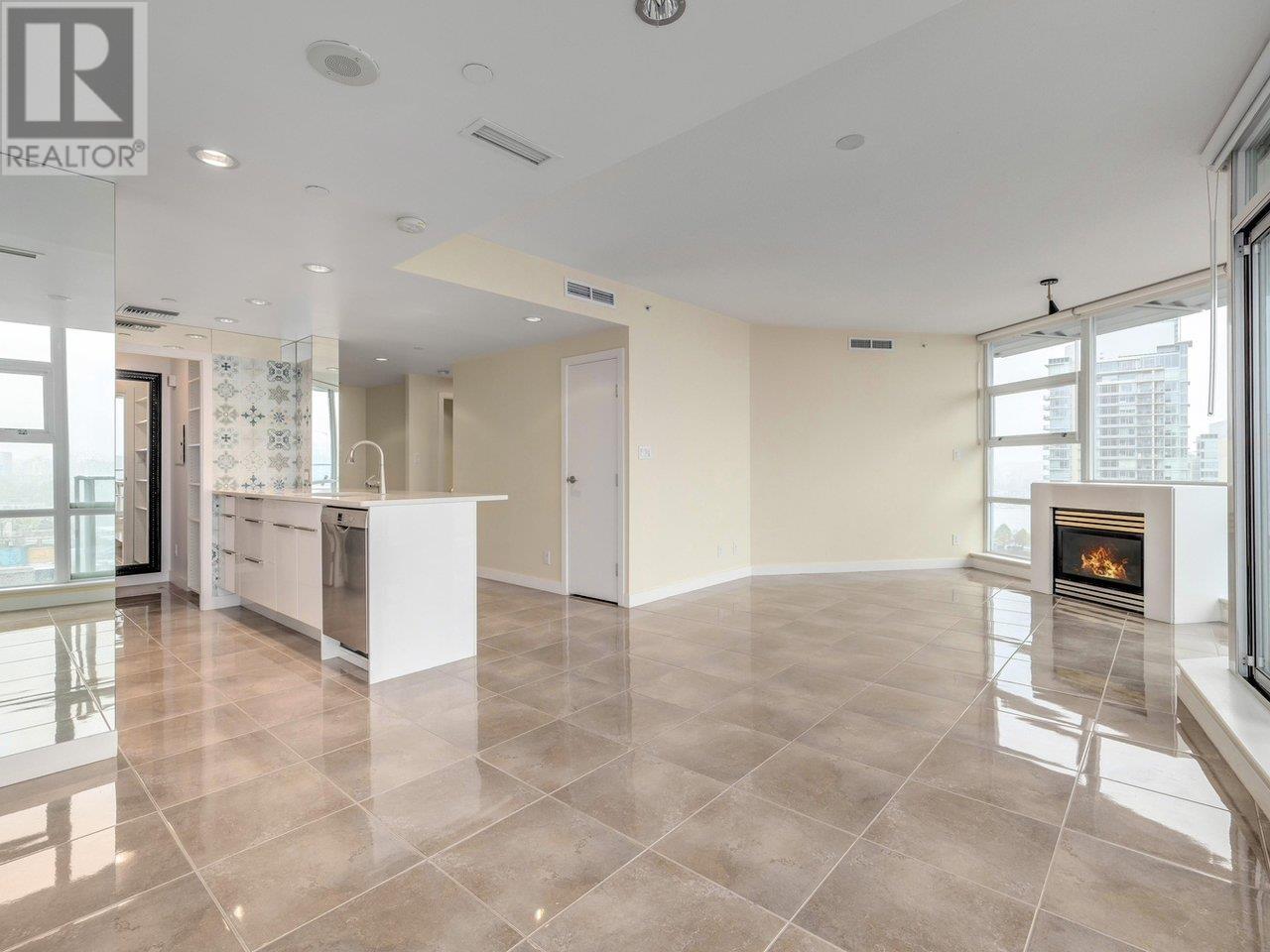 1702 638 Beach Crescent, Vancouver, British Columbia  V6Z 3H4 - Photo 9 - R2824941