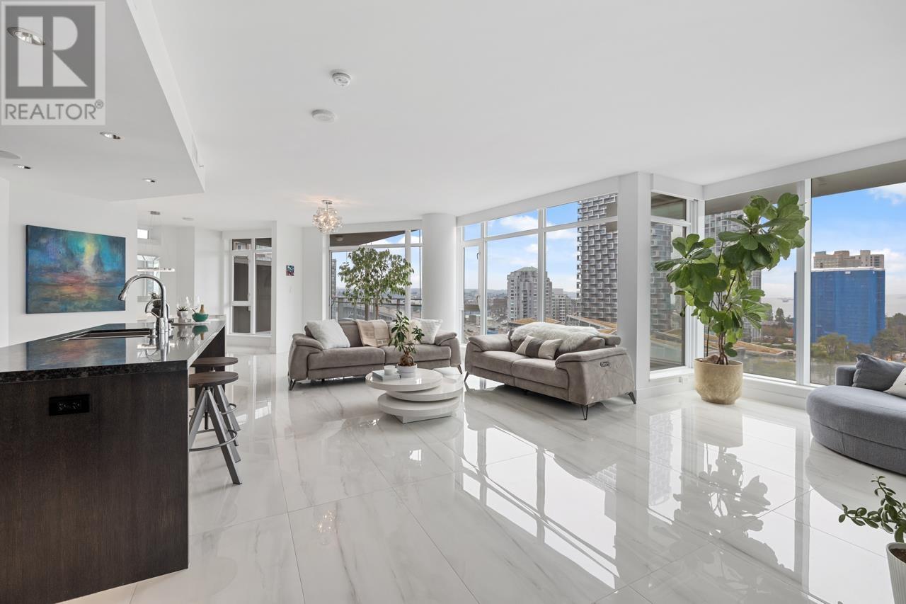 1701 1372 SEYMOUR STREET, vancouver, British Columbia