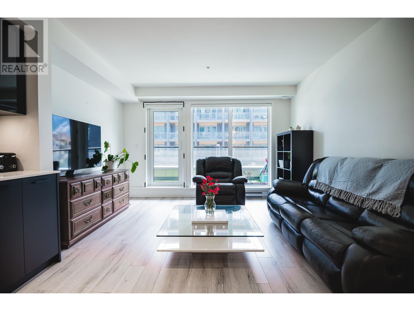 308 38013 Third Avenue, Squamish, British Columbia  V8B 0Z8 - Photo 3 - R2827196