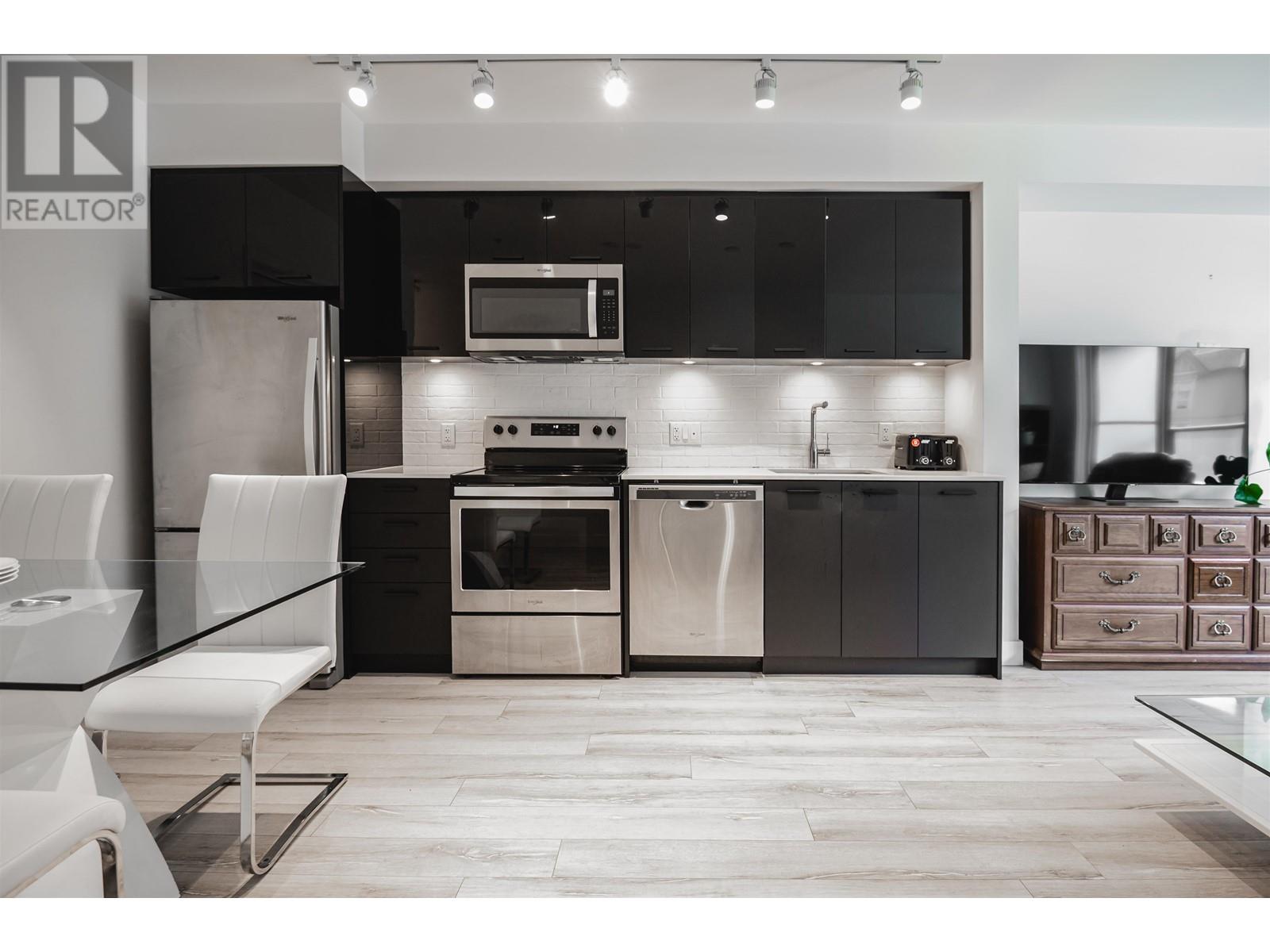 308 38013 Third Avenue, Squamish, British Columbia  V8B 0Z8 - Photo 7 - R2827196