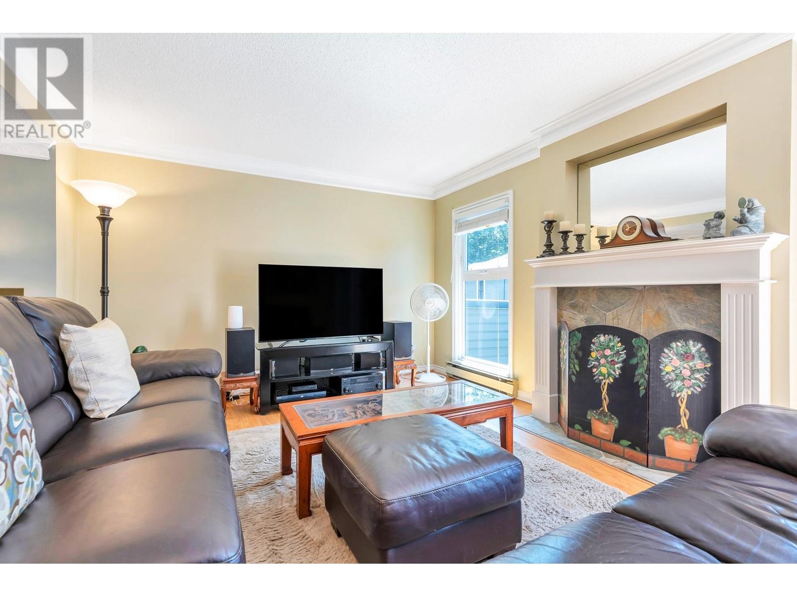 7255 Weaver Court, Vancouver, British Columbia  V5S 3Y8 - Photo 12 - R2827222