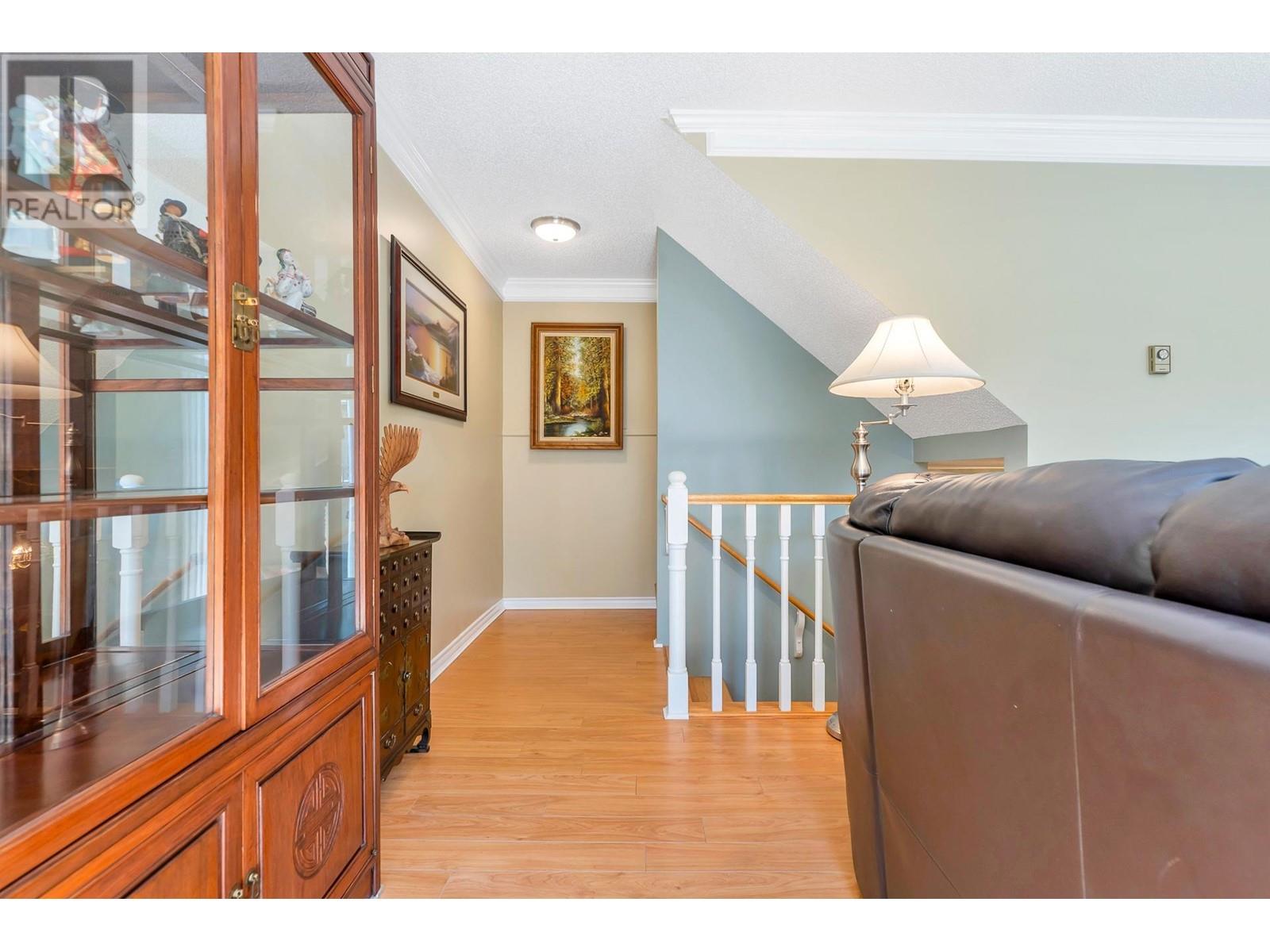 7255 Weaver Court, Vancouver, British Columbia  V5S 3Y8 - Photo 15 - R2827222