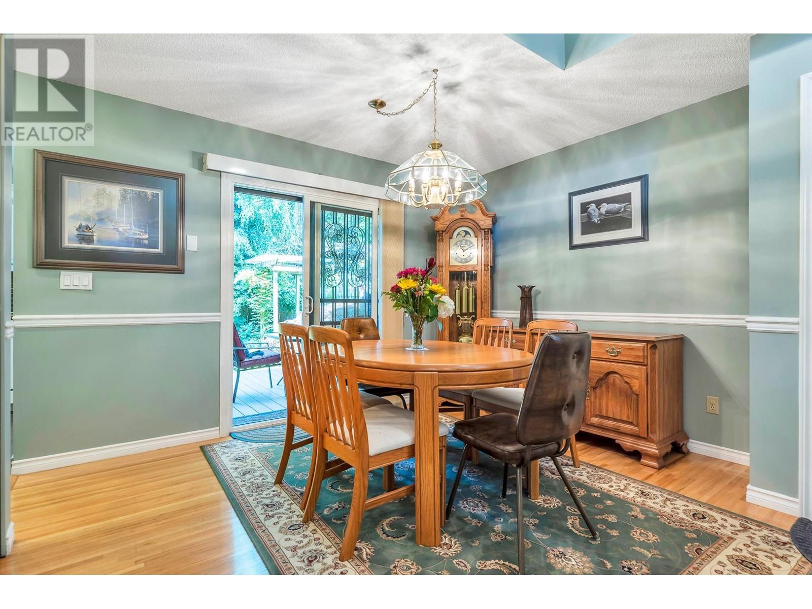 7255 Weaver Court, Vancouver, British Columbia  V5S 3Y8 - Photo 2 - R2827222