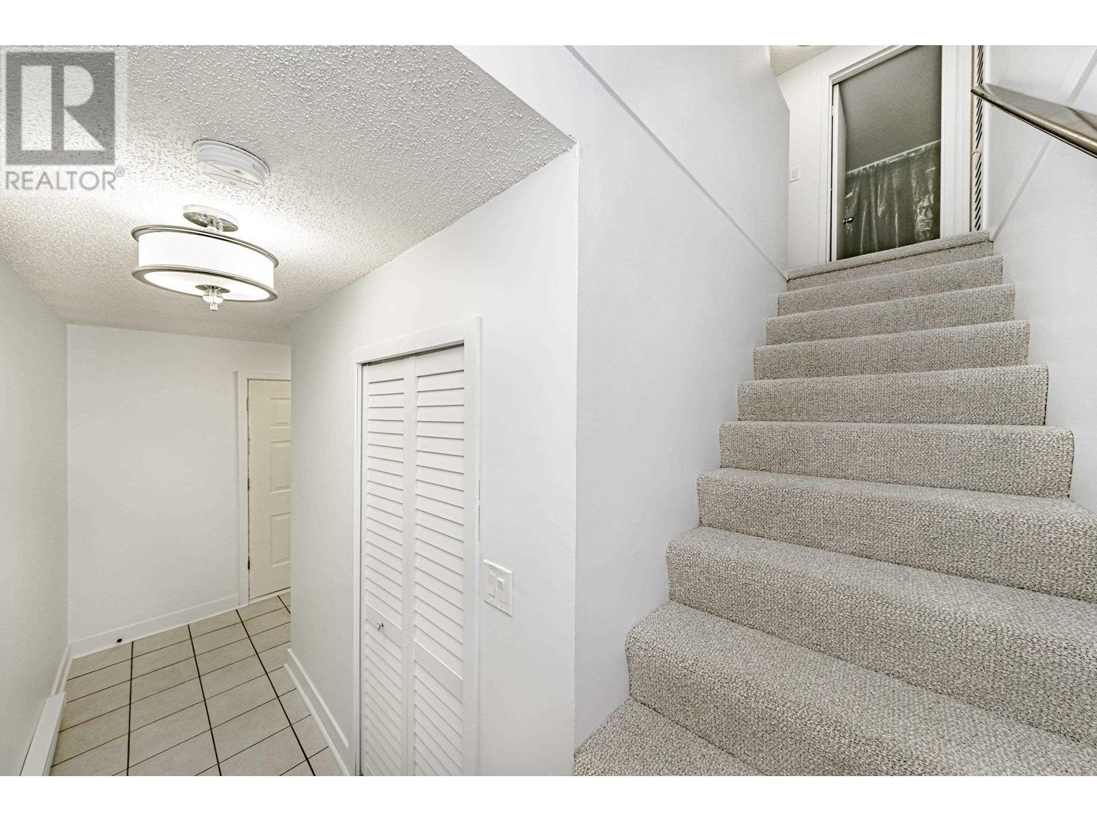 9 385 Ginger Drive, New Westminster, British Columbia  V3L 5L6 - Photo 14 - R2827226