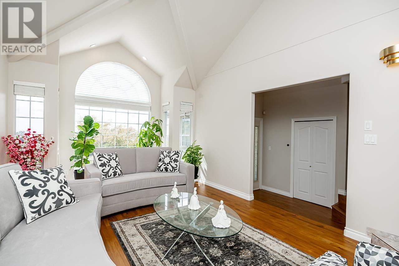 2645 Sandstone Crescent, Coquitlam, British Columbia  V3E 2T8 - Photo 5 - R2827204