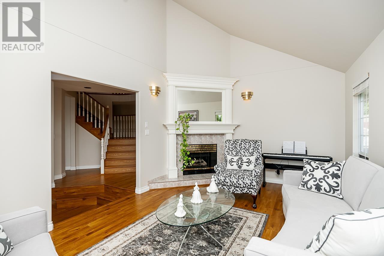 2645 Sandstone Crescent, Coquitlam, British Columbia  V3E 2T8 - Photo 6 - R2827204