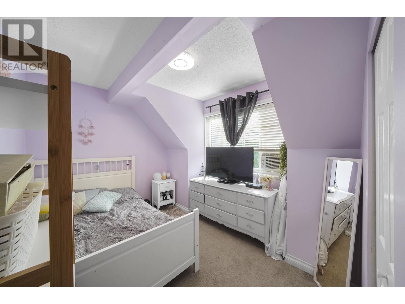 12071 Mcintyre Court, Maple Ridge, British Columbia  V2X 8M8 - Photo 21 - R2827233