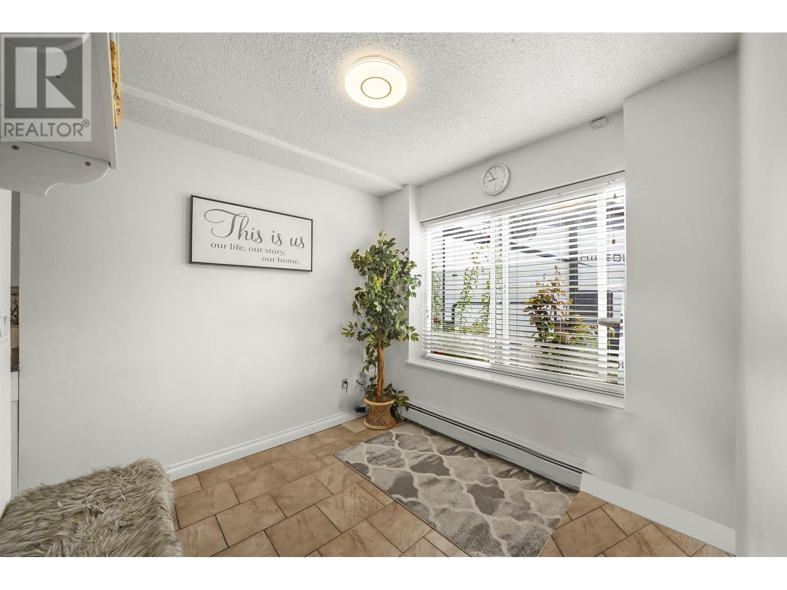 12071 Mcintyre Court, Maple Ridge, British Columbia  V2X 8M8 - Photo 5 - R2827233