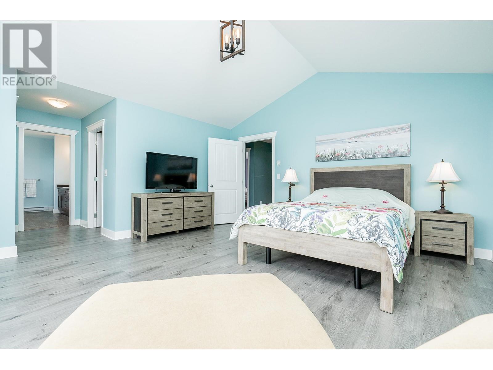 1308 Kintail Court, Coquitlam, British Columbia  V3E 0A8 - Photo 18 - R2827241