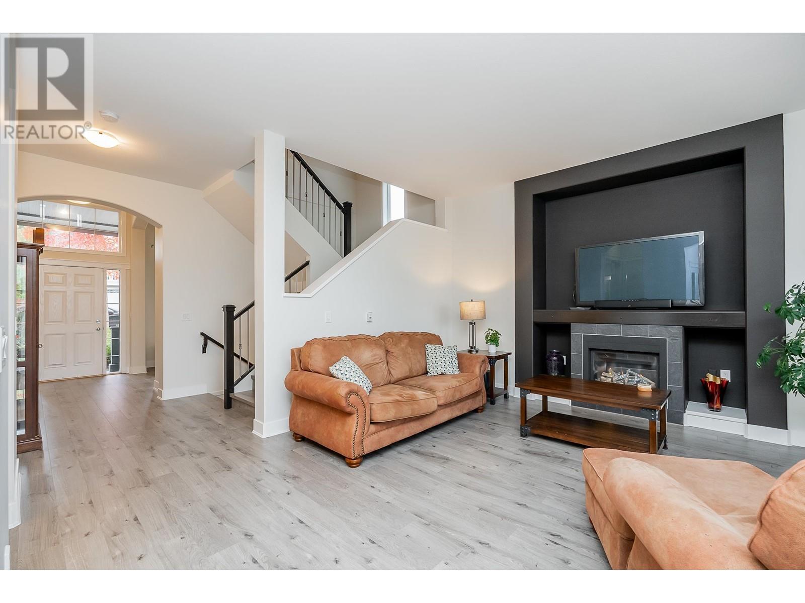 1308 Kintail Court, Coquitlam, British Columbia  V3E 0A8 - Photo 7 - R2827241