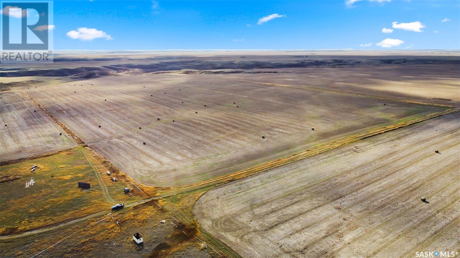 River Butte Stock Farm - Cabri, Riverside Rm No. 168, Saskatchewan  S0N 0J0 - Photo 5 - SK949212