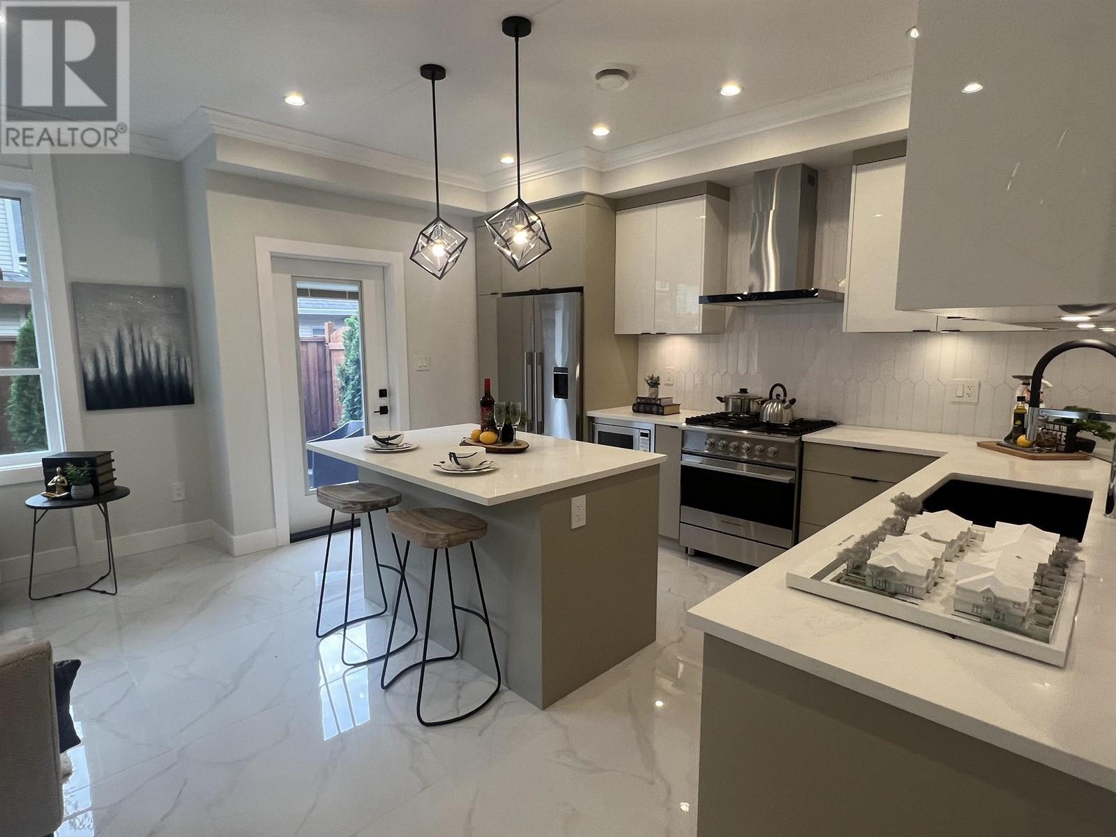 11 9580 Granville Avenue, Richmond, British Columbia  V6Y 1R2 - Photo 4 - R2827013