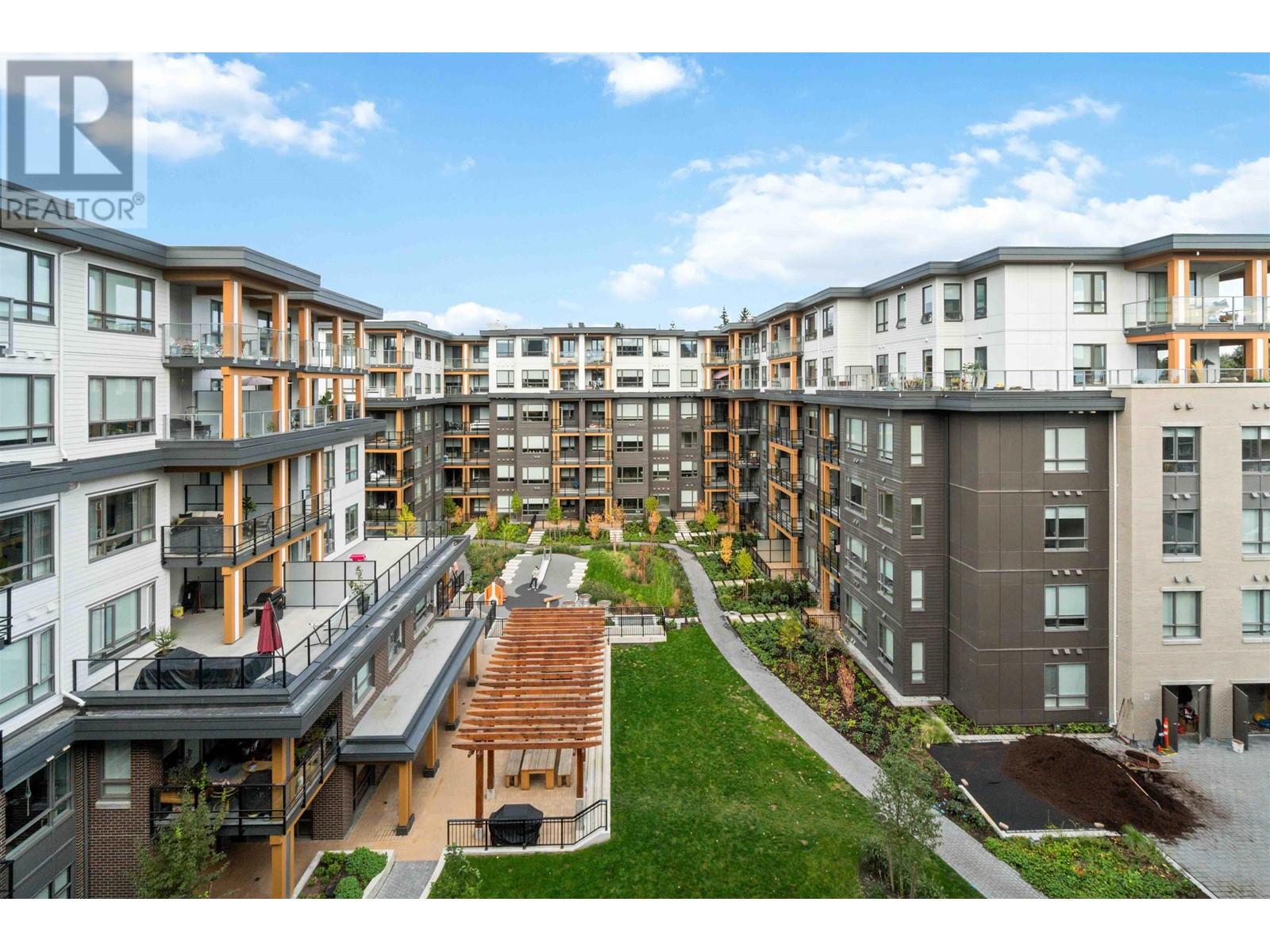 518 735 Anskar Court, Coquitlam, British Columbia  V3J 0L7 - Photo 38 - R2823551