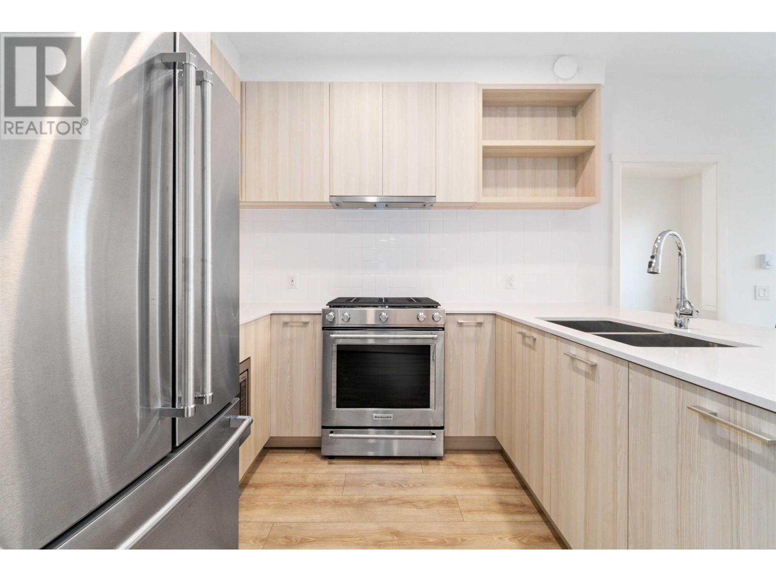 518 735 Anskar Court, Coquitlam, British Columbia  V3J 0L7 - Photo 5 - R2823551