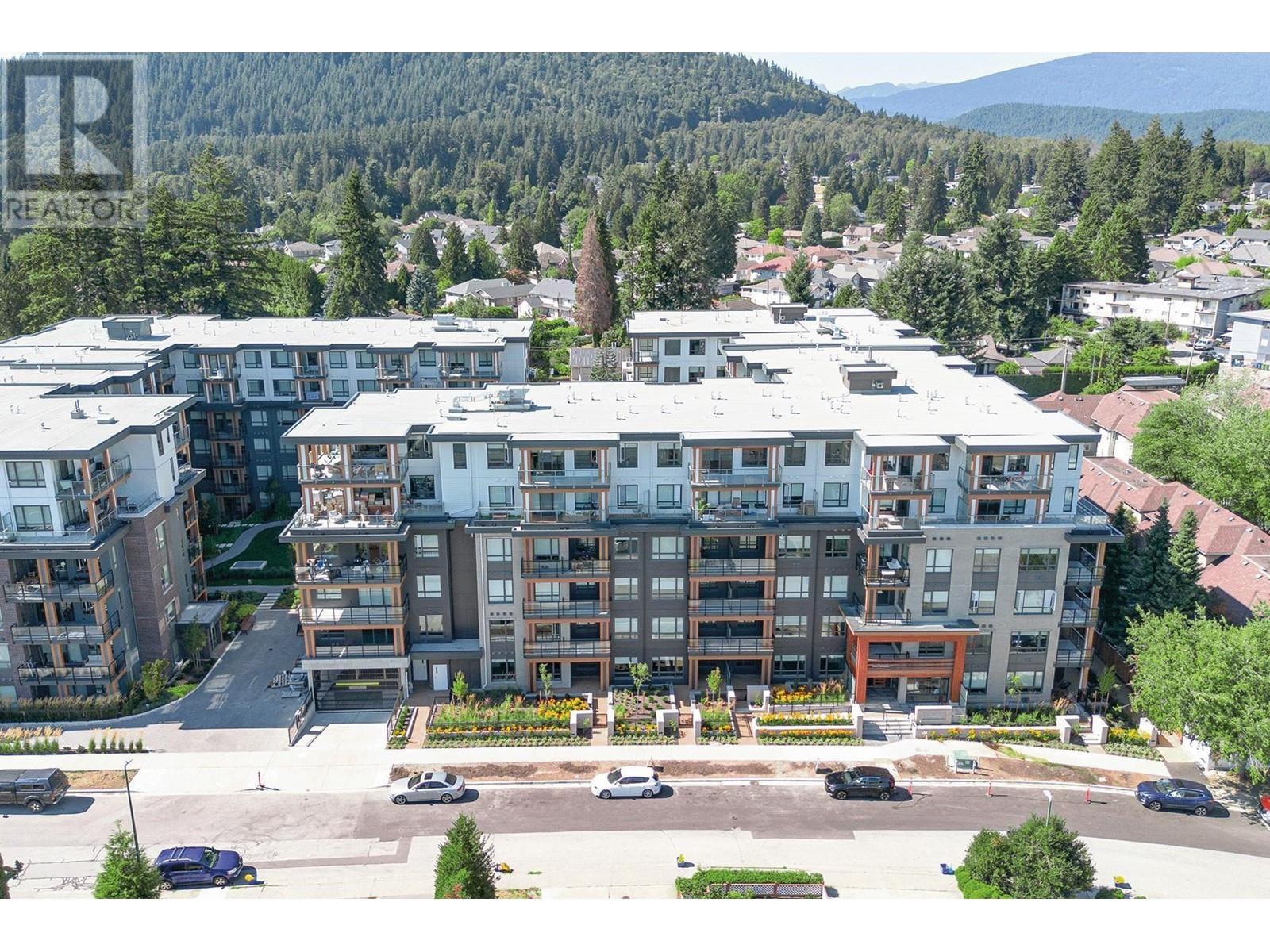 518 735 Anskar Court, Coquitlam, British Columbia  V3J 0L7 - Photo 3 - R2823551
