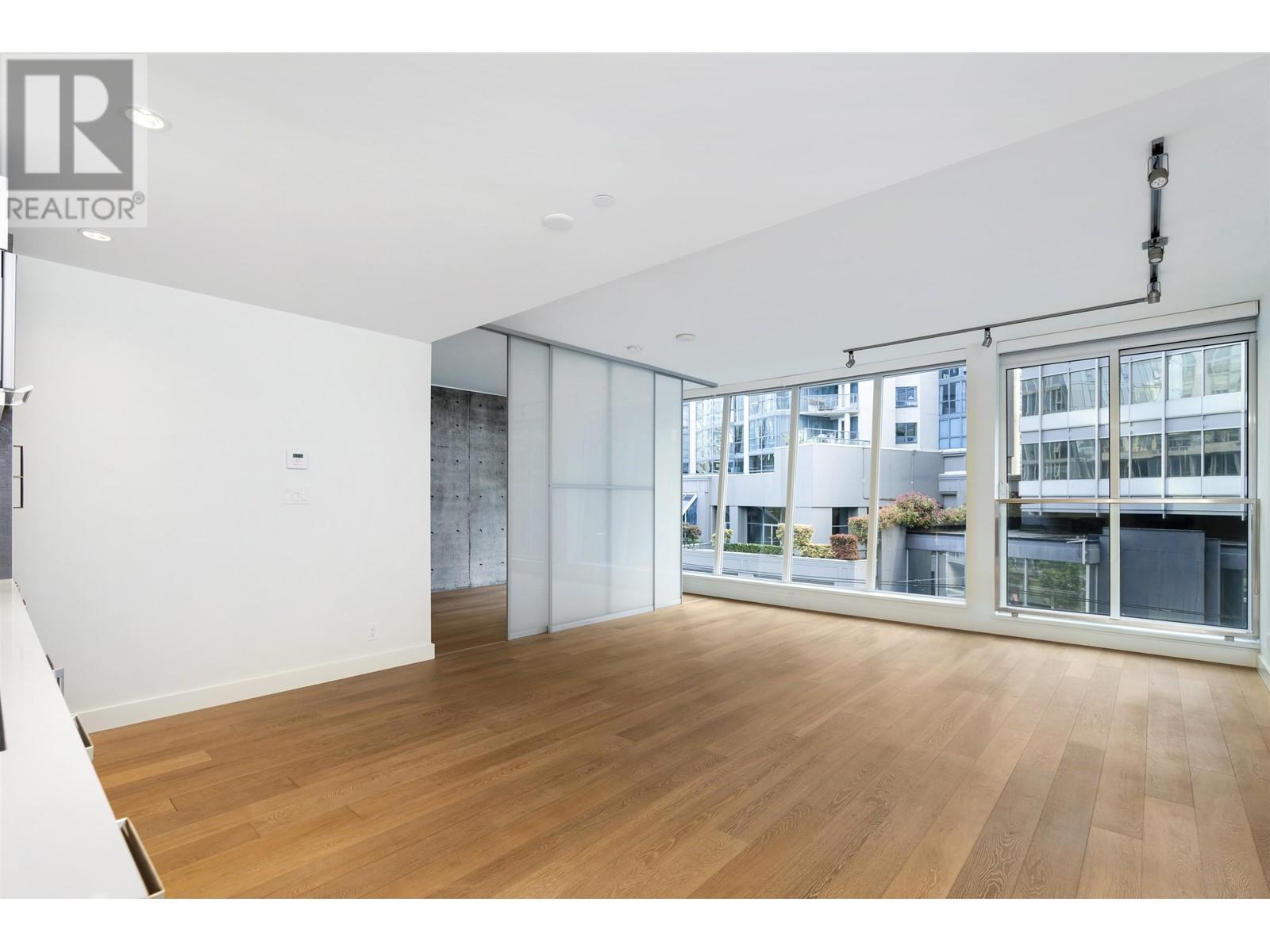 402 1477 W Pender Street, Vancouver, British Columbia  V6G 2S3 - Photo 8 - R2827326