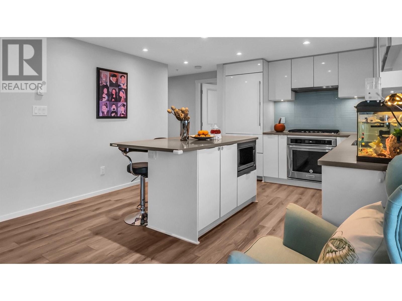 607 6638 Dunblane Avenue, Burnaby, British Columbia  V5H 0G8 - Photo 10 - R2827330
