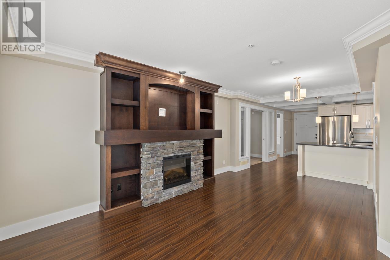 209 2175 Fraser Avenue, Port Coquitlam, British Columbia  V3B 0H8 - Photo 2 - R2827331