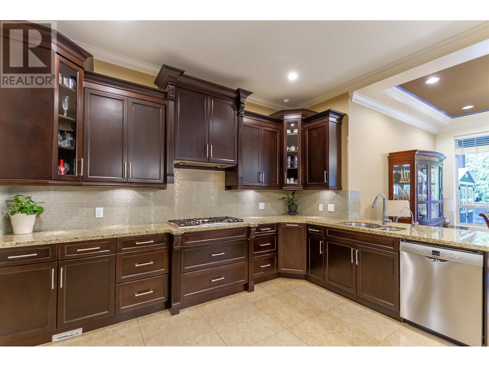 1248 Ravensdale Street, Coquitlam, British Columbia  V3B 0E8 - Photo 11 - R2827244