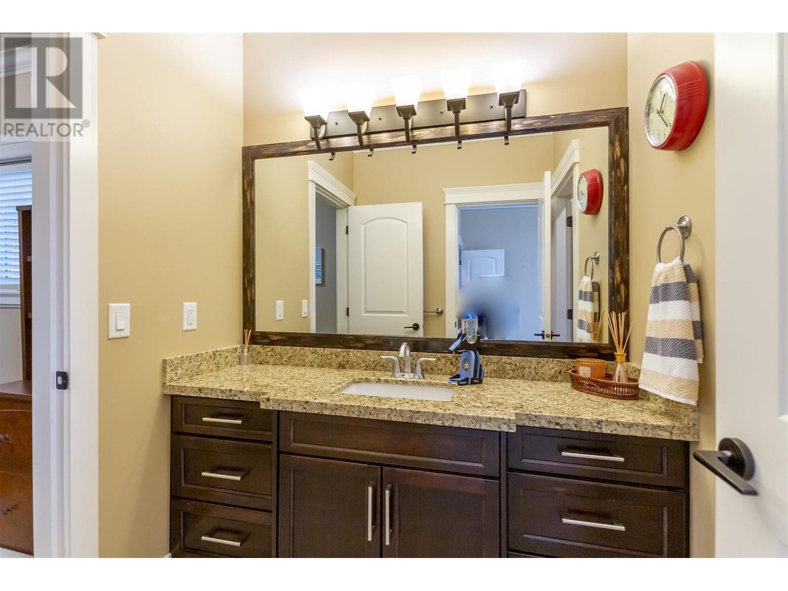 1248 Ravensdale Street, Coquitlam, British Columbia  V3B 0E8 - Photo 33 - R2827244