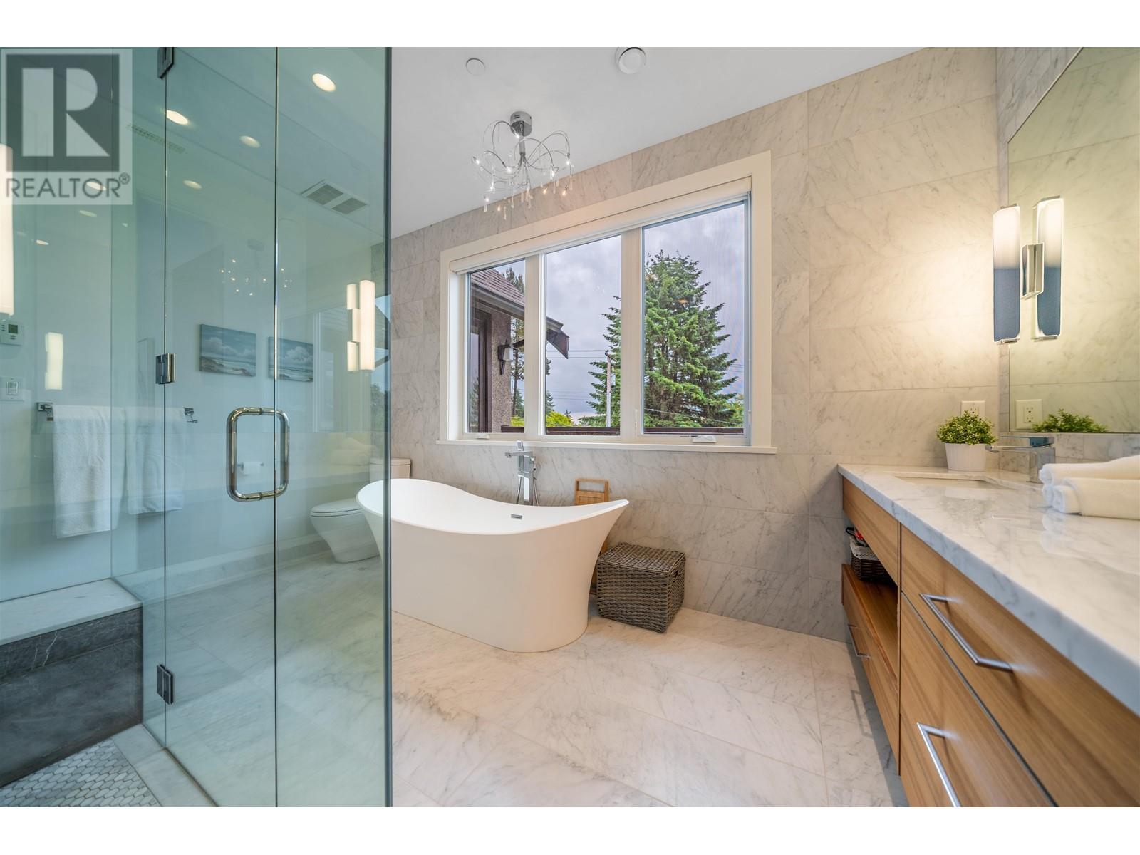 1091 Esquimalt Avenue, West Vancouver, British Columbia  V7T 1J9 - Photo 22 - R2827260