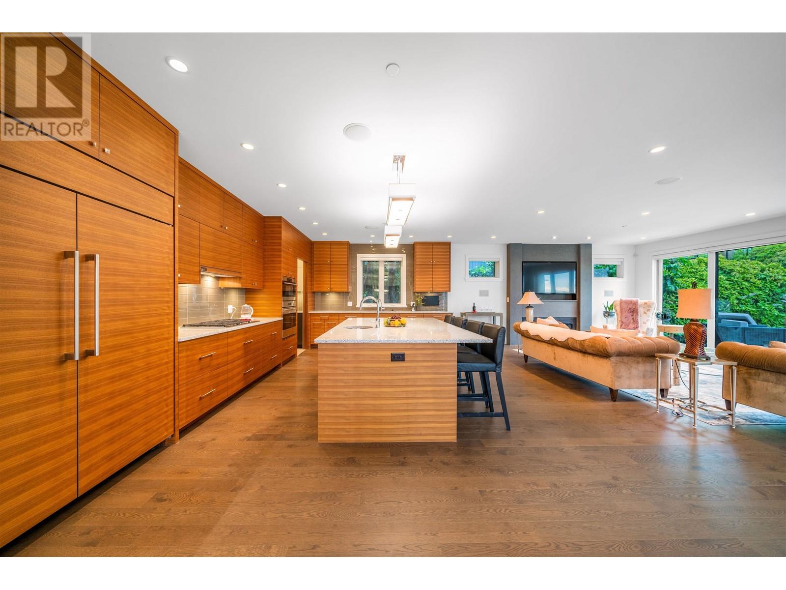 1091 Esquimalt Avenue, West Vancouver, British Columbia  V7T 1J9 - Photo 13 - R2827260