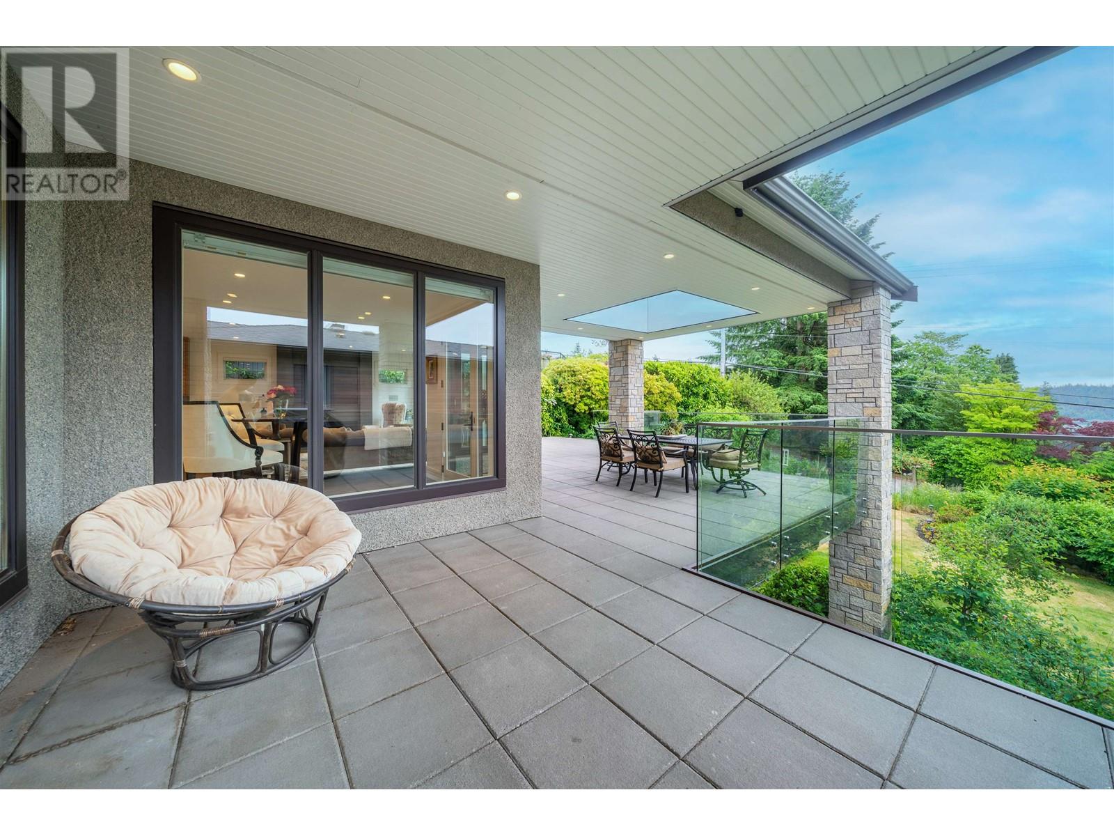 1091 Esquimalt Avenue, West Vancouver, British Columbia  V7T 1J9 - Photo 5 - R2827260