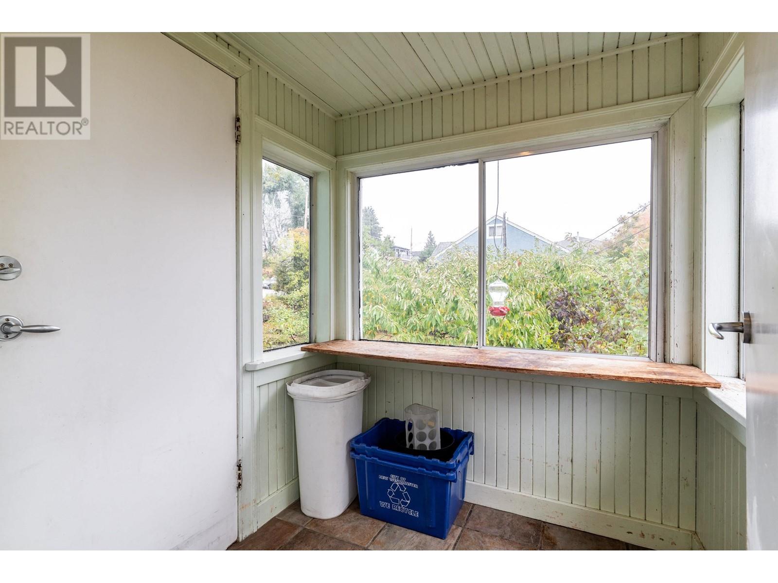 1522 Nanaimo Street, New Westminster, British Columbia  V3M 2G4 - Photo 17 - R2827261