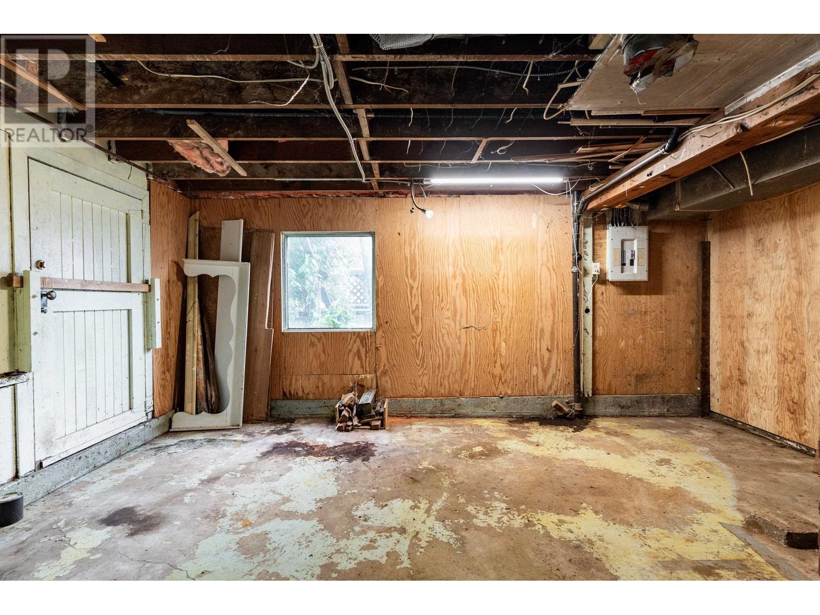 1522 Nanaimo Street, New Westminster, British Columbia  V3M 2G4 - Photo 36 - R2827261