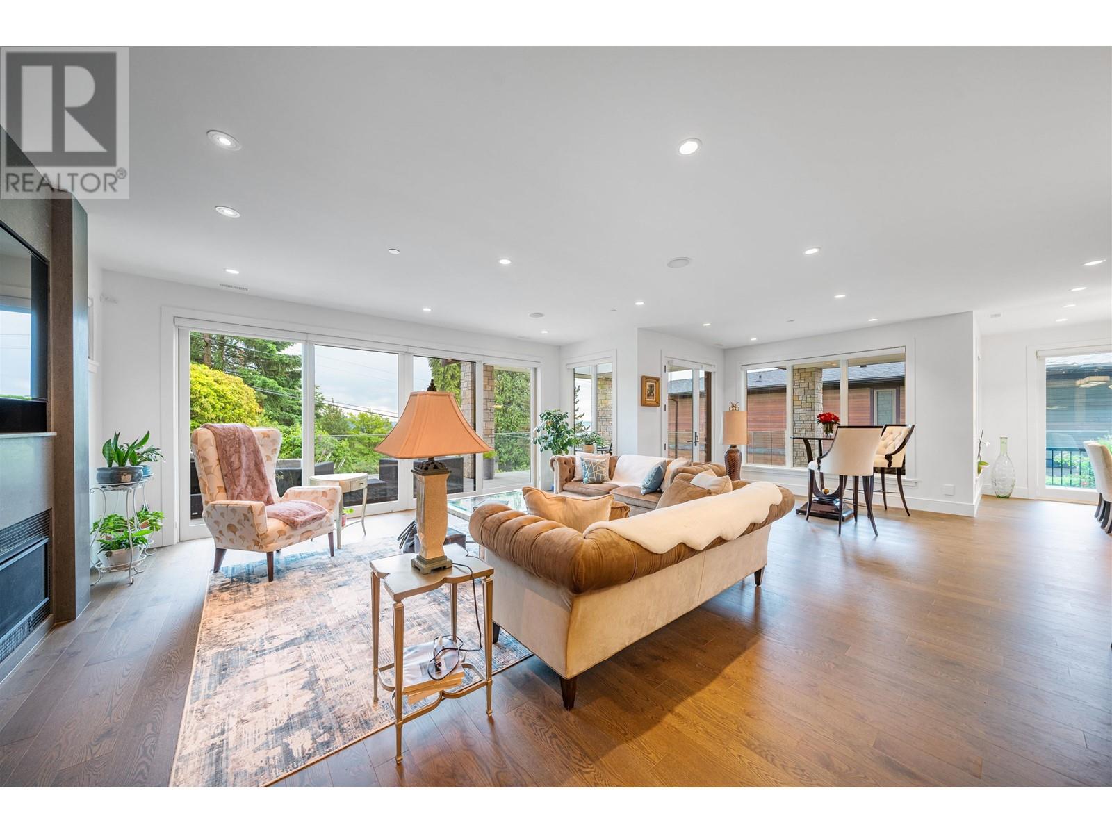 1091 Esquimalt Avenue, West Vancouver, British Columbia  V7T 1J9 - Photo 7 - R2827260