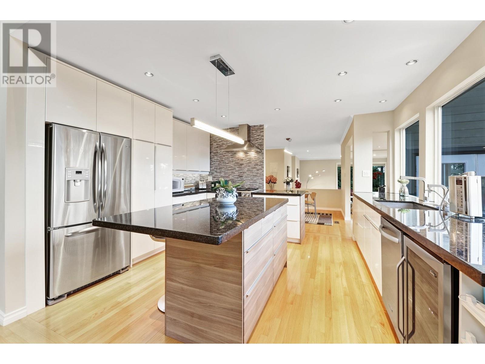 4635 Caulfeild Drive, West Vancouver, British Columbia  V7W 1E9 - Photo 13 - R2827294