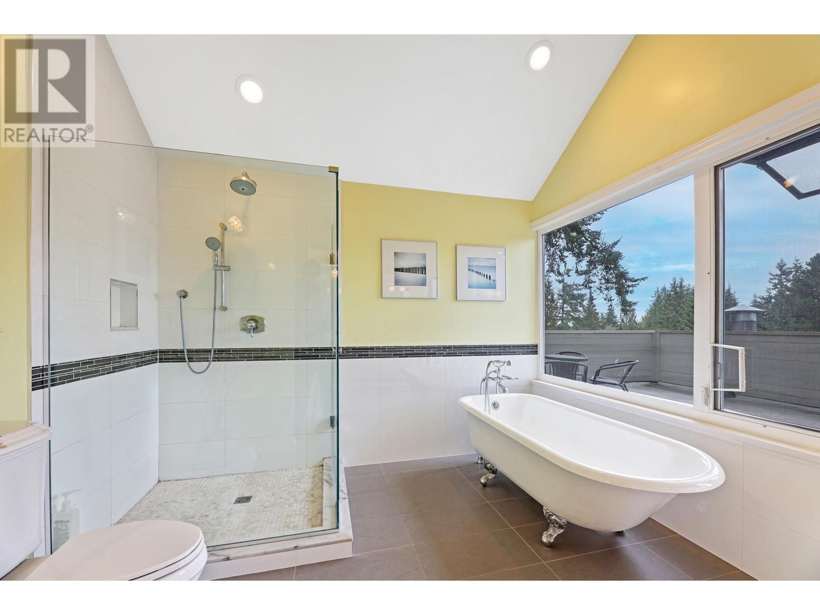 4635 Caulfeild Drive, West Vancouver, British Columbia  V7W 1E9 - Photo 33 - R2827294