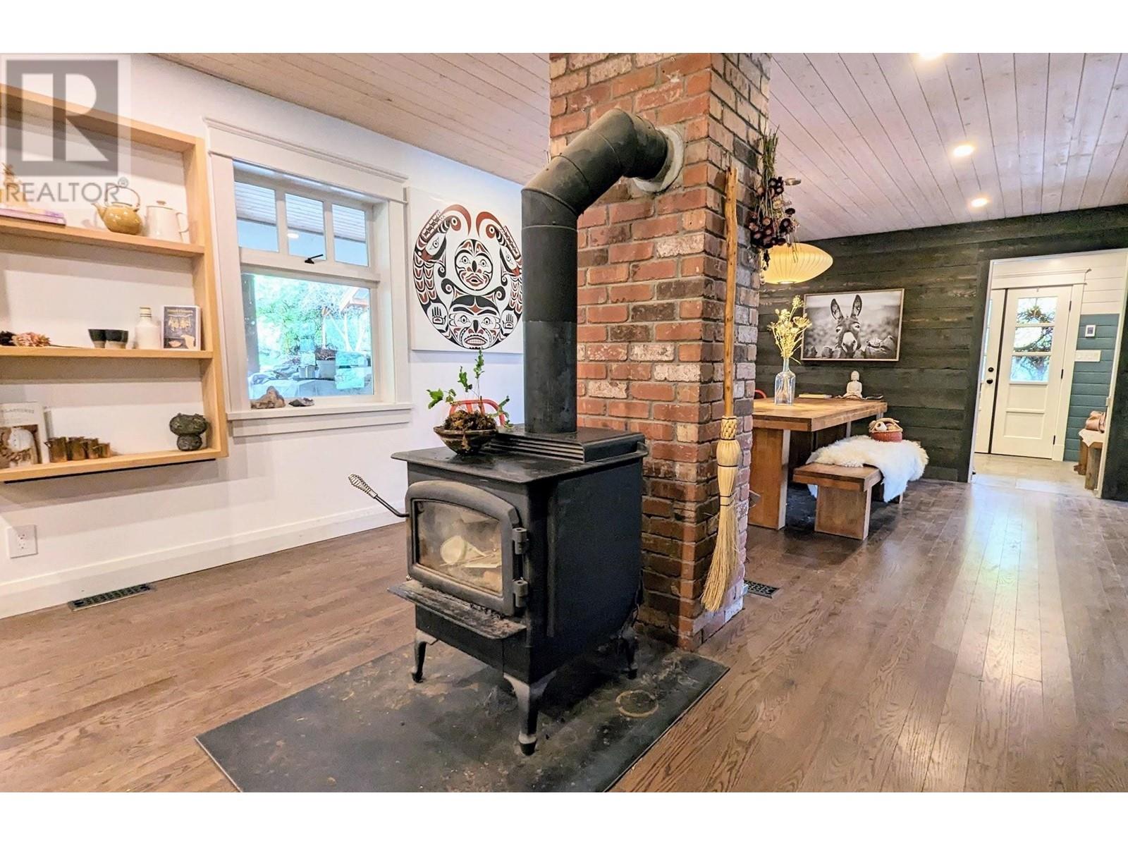 1354 Mount Gardner Road, Bowen Island, British Columbia  V0N 1G2 - Photo 10 - R2827327