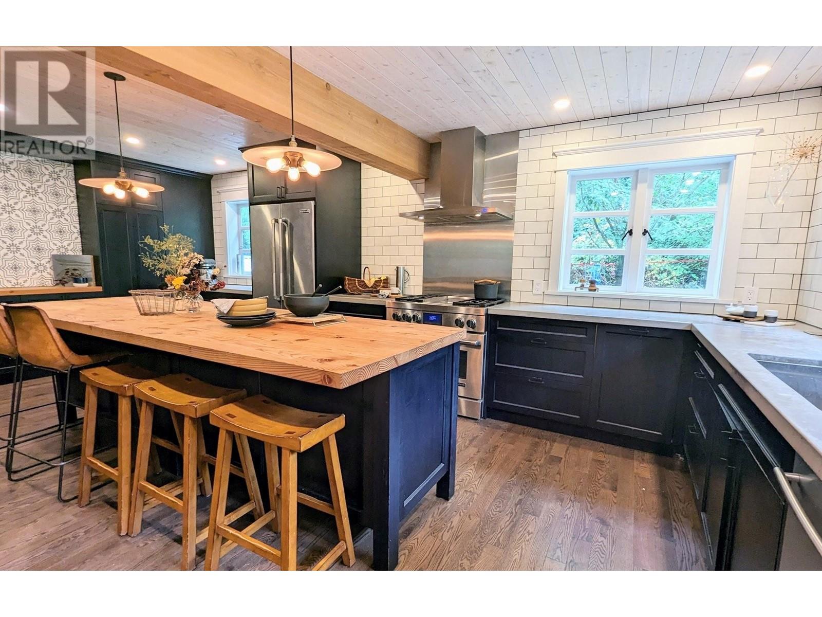 1354 Mount Gardner Road, Bowen Island, British Columbia  V0N 1G2 - Photo 6 - R2827327