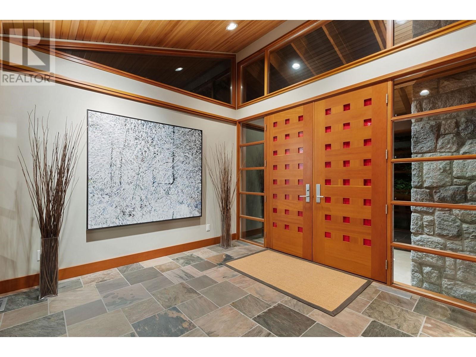 625 Glenmaroon Road, West Vancouver, British Columbia  V7S 1P5 - Photo 3 - R2827033