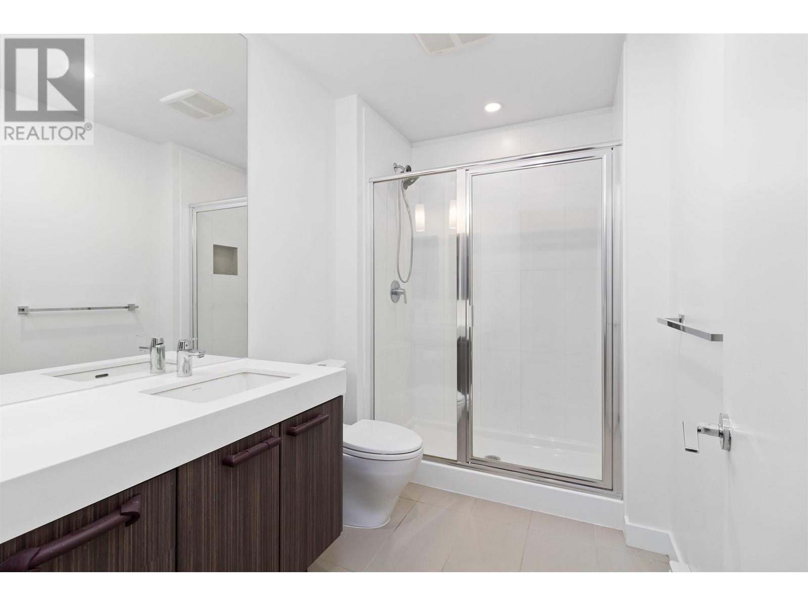 212 618 Como Lake Avenue, Coquitlam, British Columbia  V3J 0G1 - Photo 13 - R2827211