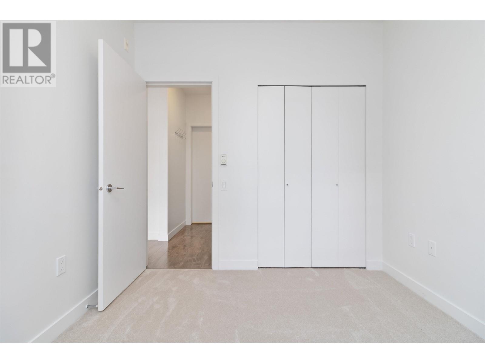 212 618 Como Lake Avenue, Coquitlam, British Columbia  V3J 0G1 - Photo 15 - R2827211