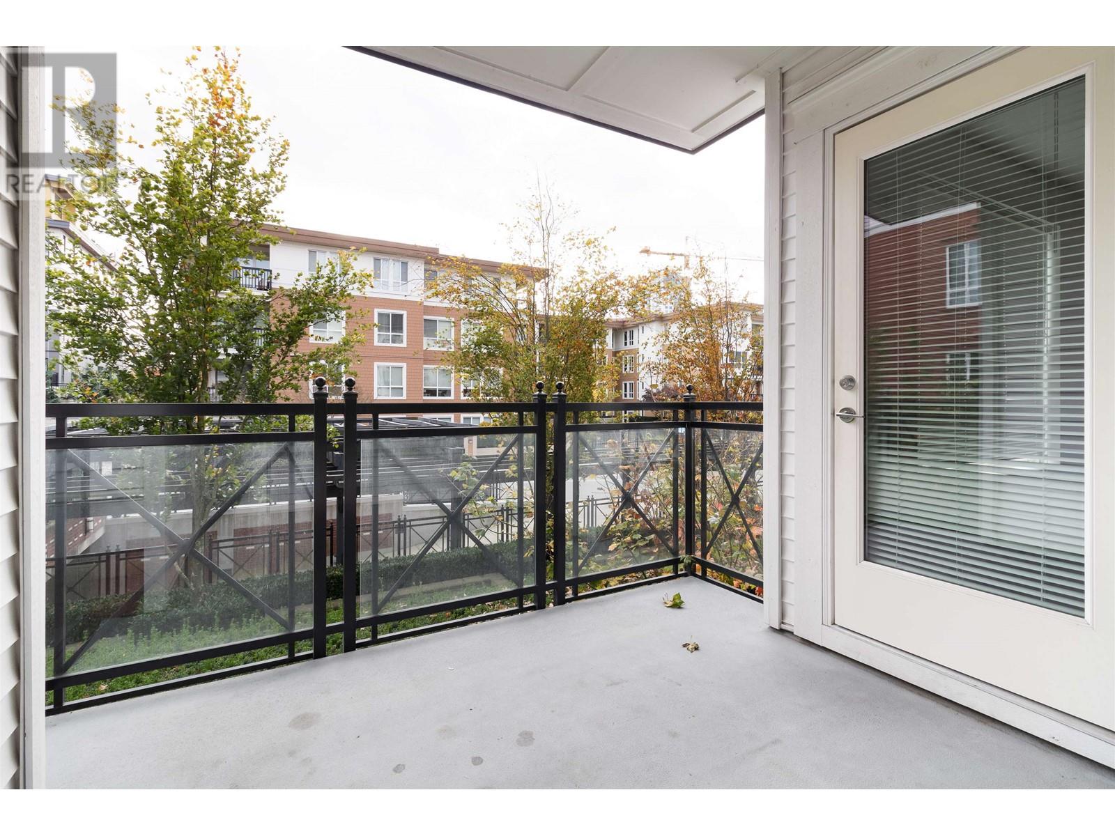 212 618 Como Lake Avenue, Coquitlam, British Columbia  V3J 0G1 - Photo 19 - R2827211