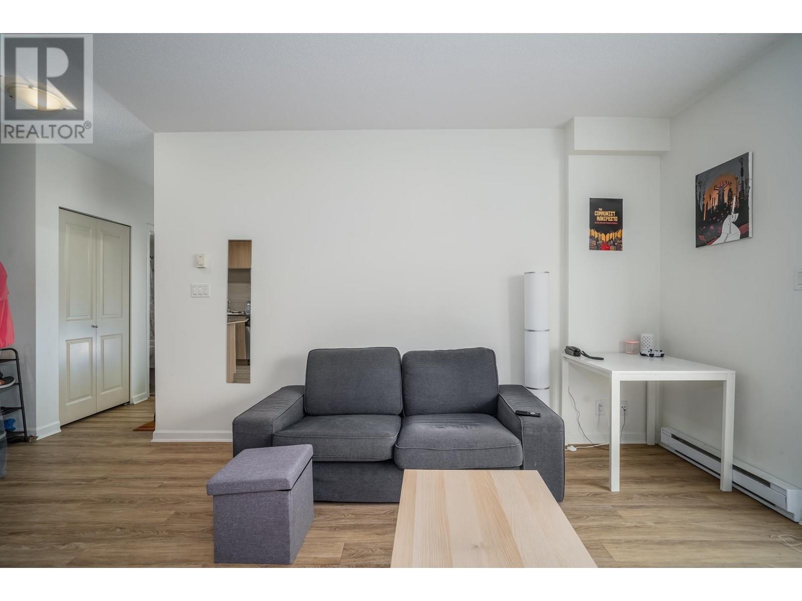 802 9262 University Crescent, Burnaby, British Columbia  V5A 0A4 - Photo 5 - R2827152