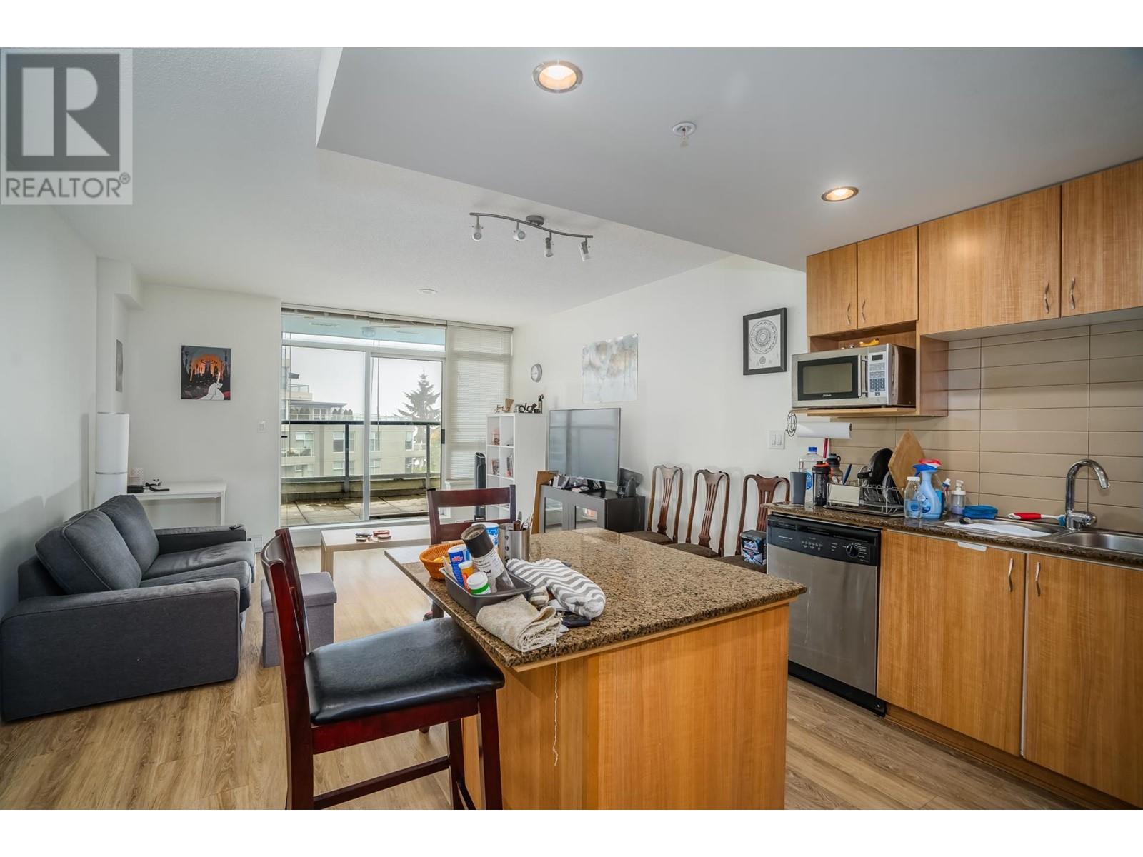 802 9262 University Crescent, Burnaby, British Columbia  V5A 0A4 - Photo 6 - R2827152